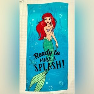 Disney's Little Mermaid Ariel‎ Beach Towel 28" x 58" Ready to make a Splash!